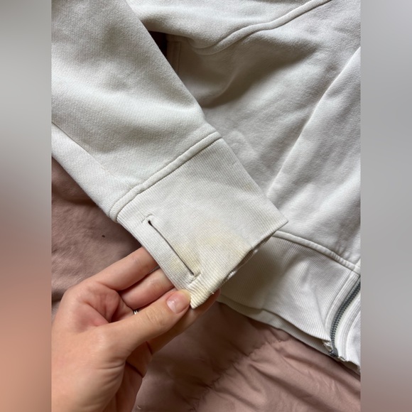 Lululemon Scuba Full Zip-Up Cropped Hoodie in Bone - Picture 9 of 11